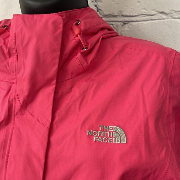 The north face rain shell womens small - Picture 2 of 7